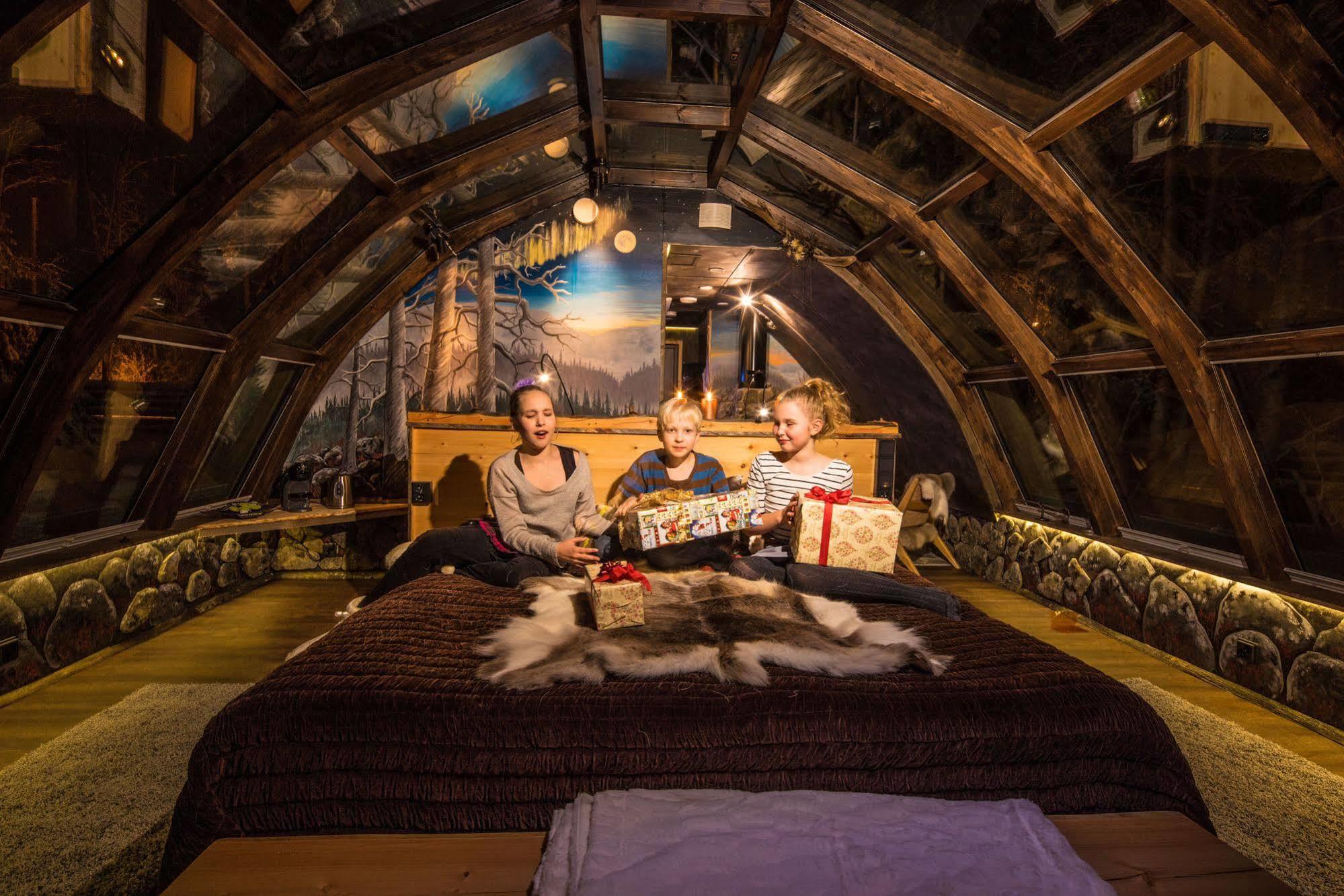 Lapland Northern Lights Hotel Ilveslinna Ranua Zewnętrze zdjęcie