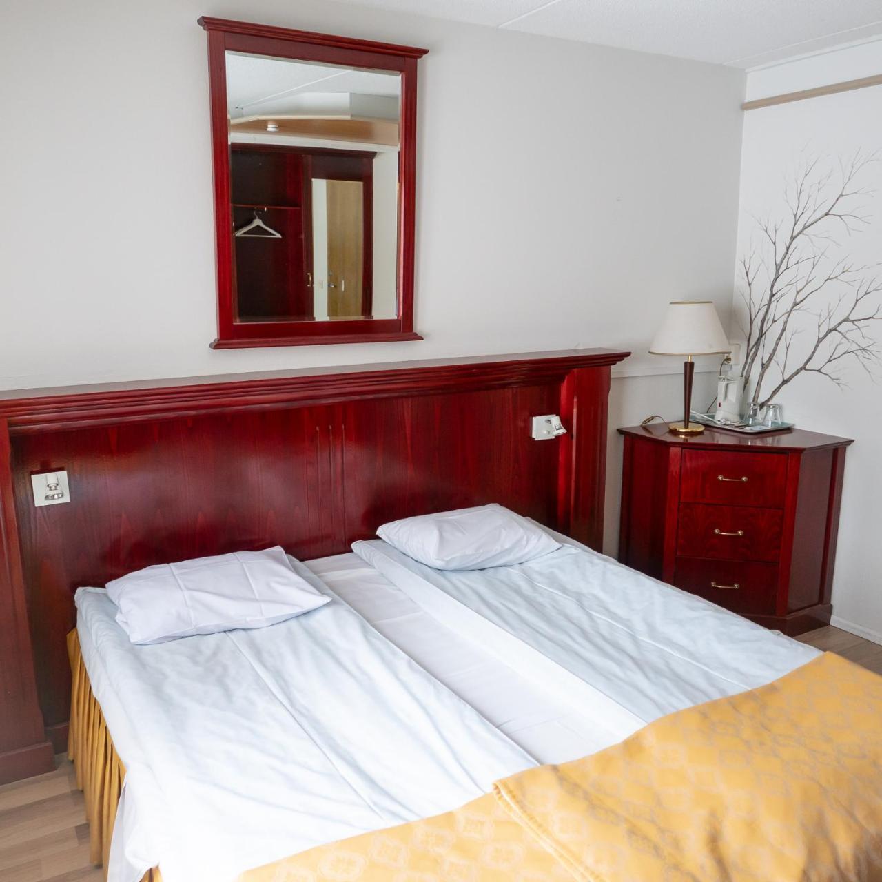 Lapland Northern Lights Hotel Ilveslinna Ranua Zewnętrze zdjęcie